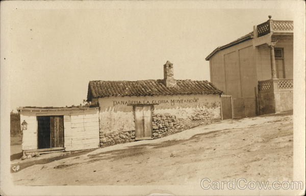 Panaderia La Gloria Montanesa Buildings