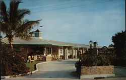 Trail's End Motor Hotel Naples-On-The-Gulf Postcard