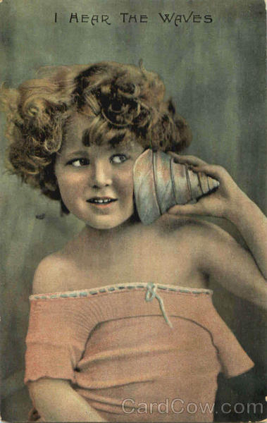 I Hear The Waves Girls