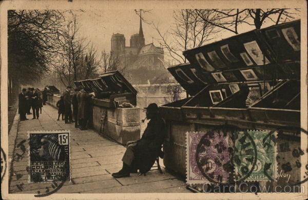 Les Bouquinistes du Quai de la Tournelle Paris France