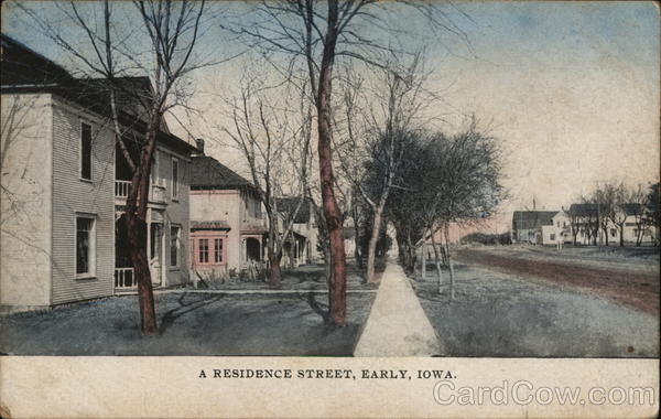 A Residence Street Early, IA Postcard