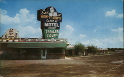 Humpty Dumpty Restaurant, Motel & Trailer Court Postcard