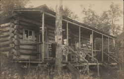 Log Cabin in the Woods Log Cabin in the Woods