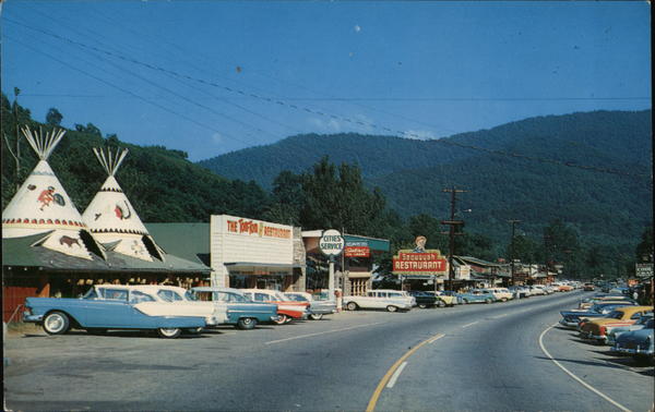 Street Scene Cherokee North Carolina