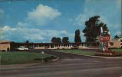 Plaza Motel Bryan, OH Postcard Postcard Postcard