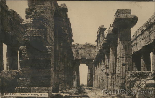 Pesto - Tempio di Nettune, interno Campania Italy