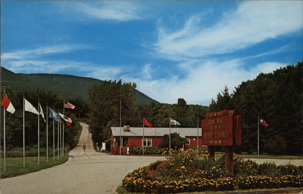 Entrance to Sky Line Drive and Inn, Route 7 Manchester Vermont