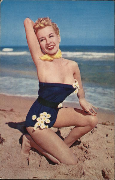 Florida is Noted for Its Beauties and Beaches Swimsuits & Pinup