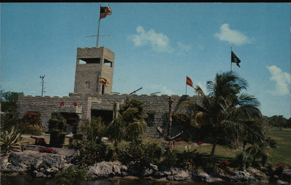McKee's Sunken Treasure Fortress, Plantation Key Islamorada Florida