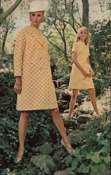 Beeline Fashion Show Advertising