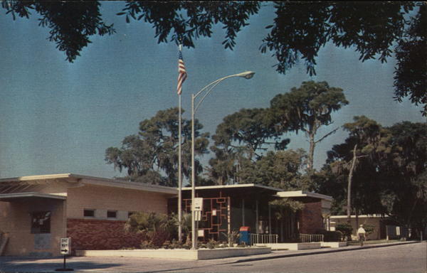 City Hall Largo Florida