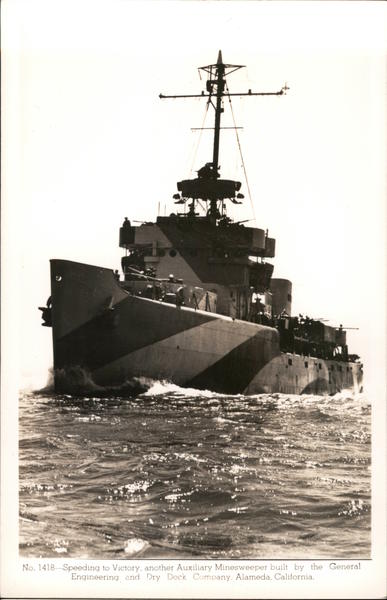 Auxiliary Minesweeper at Sea Navy