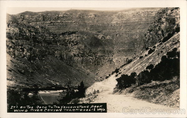 Yellowstone Park - Wind River Canyon Thermopolis Wyoming