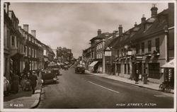 G. 4630. High Street, Alton. Postcard