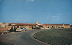 The NEwer and Finer Motel Skyliner Concordia, KS Postcard Postcard Postcard