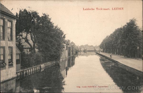 Leidsche Trekvaart. Leiden Netherlands
