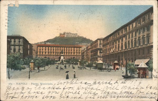 Piazza Municipio Napoli Italy