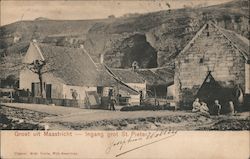 Groet uit Maastrict - Ingang grot St. Peter Postcard