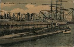Marine de l'Etat - Le sous-marin "Le Papin" Postcard