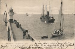 Yacht et Cargo-Boat Postcard