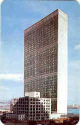United Nations Secretariat Building New York, NY Postcard Postcard