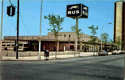 The New Greyhound Bus Terminal Building , 7th and Walnut Strets Postcard
