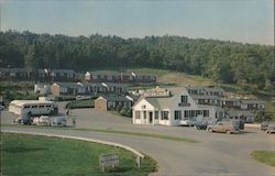 Skyline Parkway Motor Court Postcard