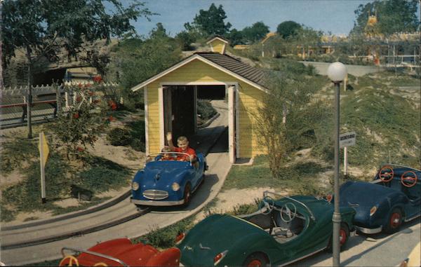 Disneyland/Midget Autopia