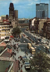Berlin - Kurfürstendamm Postcard