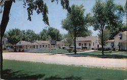 Phipps' Motel Milford, NE Postcard Postcard Postcard