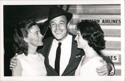 Gene Kelly and Daughters 1960 Postcard