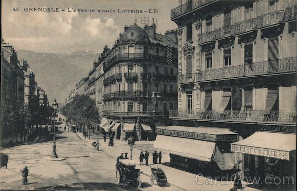 L'Avenue Alsace-Lorraine Grenoble France