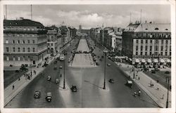 Berlin - Unter den Linden Postcard