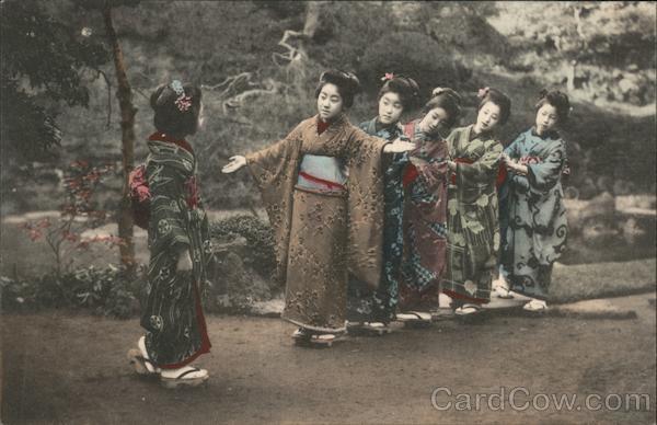 Young girls dressed in kimono, dancing Japan