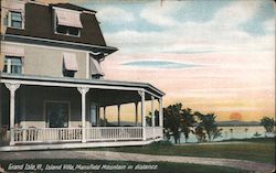 Island Villa, Mansfield Mountain in Distance Postcard