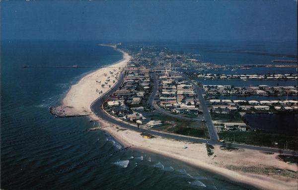 Looking northward from Clearwater Pass over the Gulf of Mexico and Clearwater’s magnificent white sand beach. Clearwater Bay on the right.
