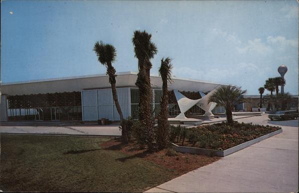 Jekyll Island's New Aquarama, largest in the southeast. Georgia
