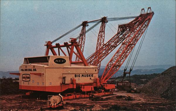Big Muski World's Largest Earth Moving Machine Cumberland Ohio