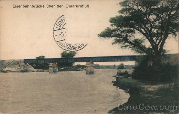 Eisenbahnbrucke uber den Omaruruflub Namibia Africa
