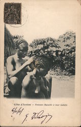 Femmes Baoules a Leur Toilette Postcard