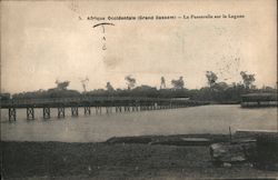 La Passerelle sur la Lagune Postcard