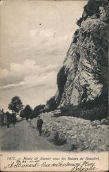 Huy - Route de Namur sous les Ruines de Beaufort. Postcard