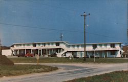 Newark's Driftwood Motel Postcard