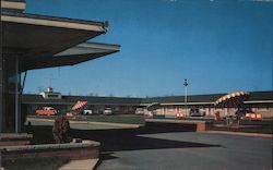 The Niagaras' Caravan Motel Postcard