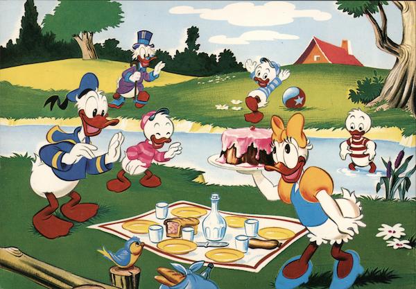 Donald & Daisy Duck with Huey, Dewey, Louie and Uncle Scrooge