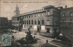 Bologna - Palazzo Municipale vista dalla Piazza del Nettuno Postcard