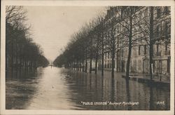 Avenue Montaigne Postcard