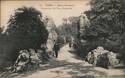 Paris - Buttes Chaumont - Perspective du Pont Suspendu Postcard
