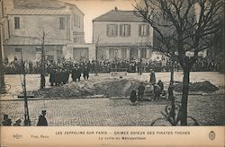 Les Zepplins sur Paris - Crimes Odieux des Pirates Soches Postcard
