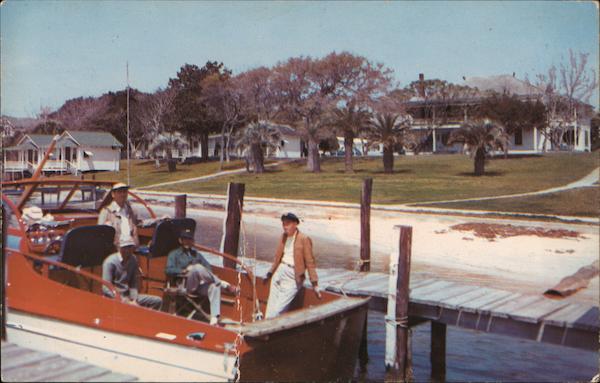 Gulf View Hotel and Cottages, Men on Boat Fort Walton Beach Florida